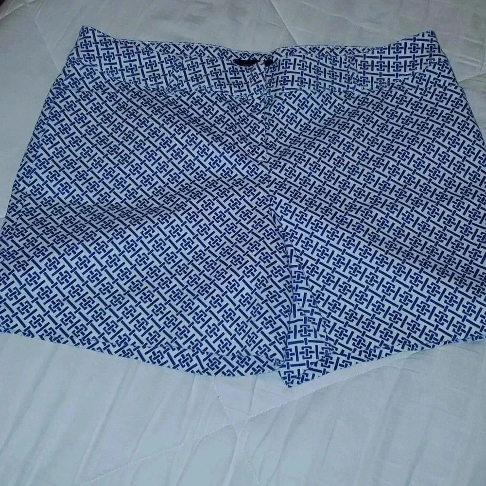 The Limited Doulbe Clasp Shorts Front & Back Pockets Womens Size 14